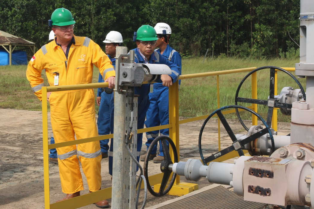Lundin management visit to onshore Sumatra gas field operations
